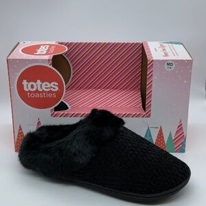 Totes Toasties black slip on slippers